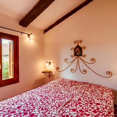 Lu Stazzu Di Tarraolta * Vignola Mare