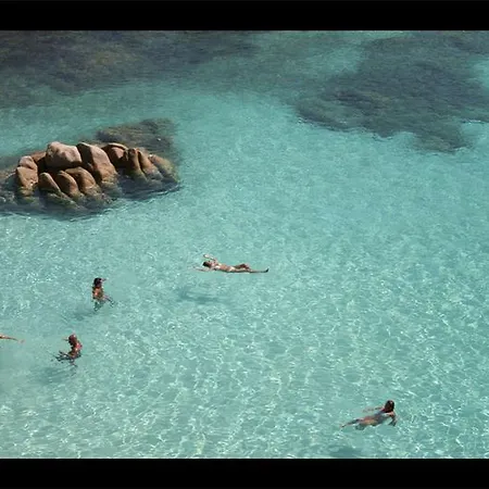 Lu Stazzu Di Tarraolta 3* Vignola Mare