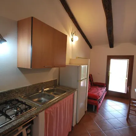 Lu Stazzu Di Tarraolta Vignola Mare