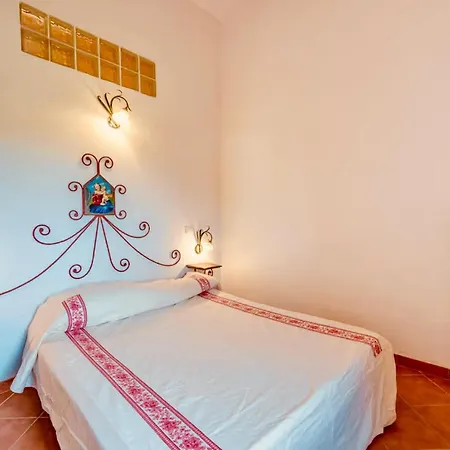 Holiday home Lu Stazzu Di Tarraolta
