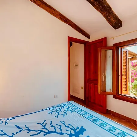 Lu Stazzu Di Tarraolta Vignola Mare