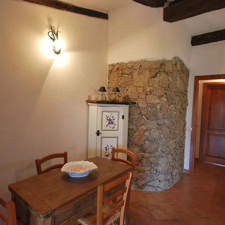 Lu Stazzu Di Tarraolta Vignola Mare
