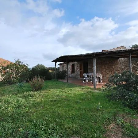 Appart hôtel Lu Stazzu Di Tarraolta Vignola Mare