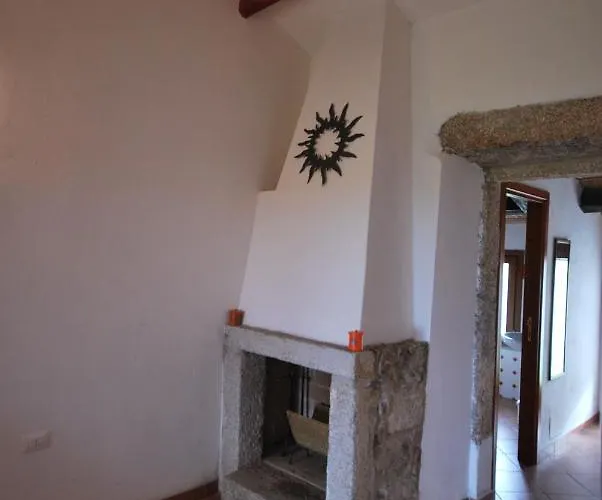 Lu Stazzu Di Tarraolta 3* Vignola Mare