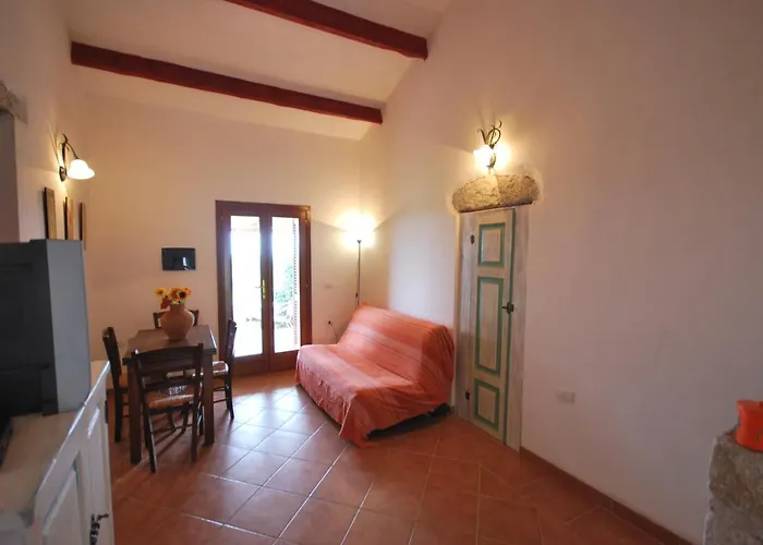 Lu Stazzu Di Tarraolta 3*