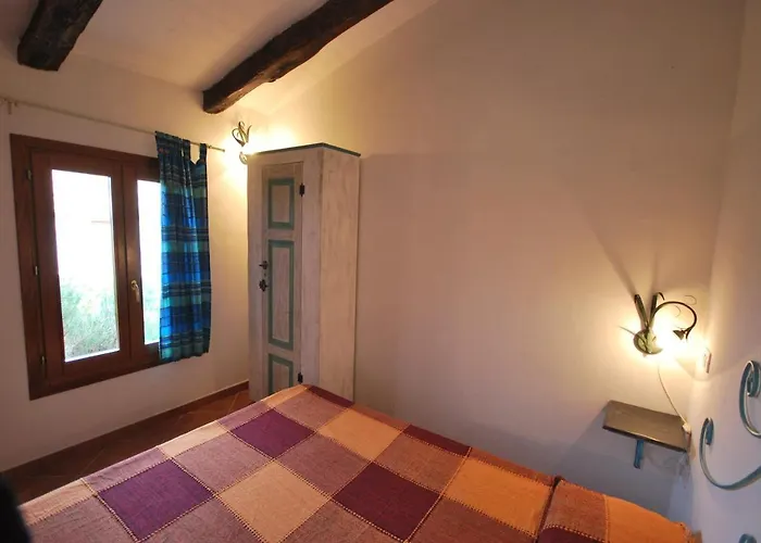 Lu Stazzu Di Tarraolta Aparthotel