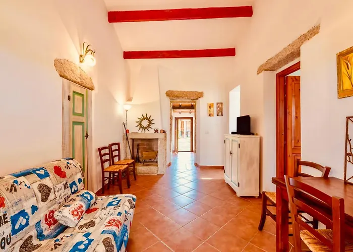 Aparthotel Lu Stazzu Di Tarraolta Vignola Mare