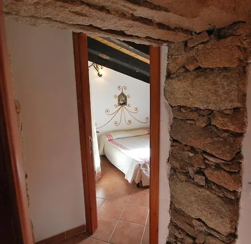 Aparthotel Lu Stazzu Di Tarraolta Vignola Mare